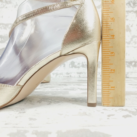 NEW Naturalizer 27 Edit Abilyn Wide Gold Leather Pointed Toe Heels H579 - Picture 9 of 16